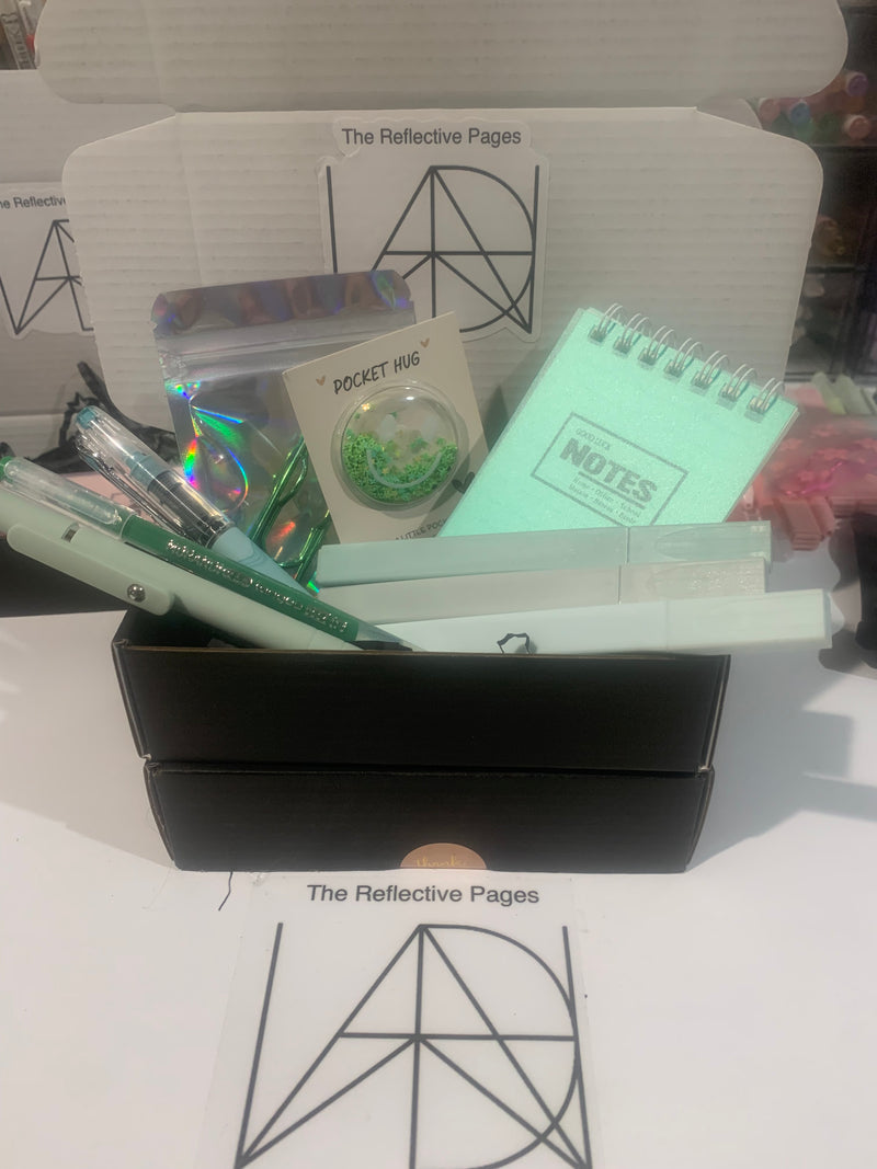 Mini Gift Bundle w/Mystery Charm